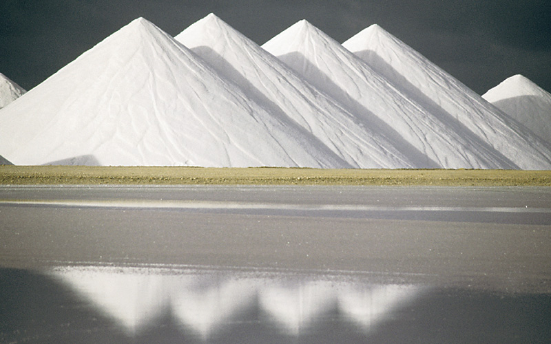 [Image: salt-mountains2.jpg]